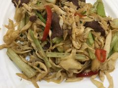 猪肉炒脆笋芽-九大簋家宴(北京路店)