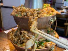 炭火蛙王-老佛爷蛙锅•鲜蛙煲(麦凯乐店)