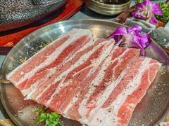 -围炉肉舍丹东海鲜烤肉·烤活鳗(步行街店)