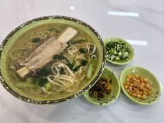 -雪花龙吊龙牛肉面(三山街店)