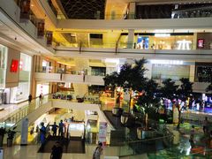 -LuOne凯德晶萃广场(徐家汇路店)