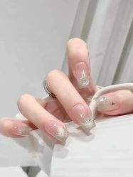 -悦指间美甲美睫