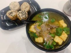 油豆腐牛肉粉丝汤（咖喱）-小杨生煎(火车站北广场店)