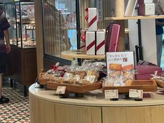 -CARINO BAKERY&CAFE(人广来福士店)