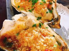 蒜蓉炭烤生蚝-蠔友汇·海鲜·生蚝烧烤(大东店)