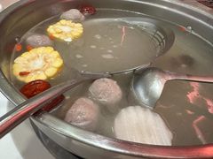 -八合里牛肉火锅(上海世茂广场店)