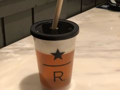-星巴克(港汇1号办公楼店)