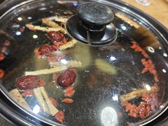 -濠轩阁特色生蚝火锅(水湾路店)