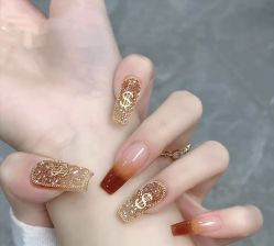 -屿晴·科技美肤SPA美甲美睫