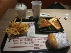 -The Habit Burger Grill 哈比特汉堡(复兴soho店)