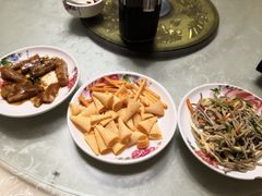 -阿三鱼头泡饼·家常菜