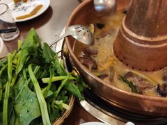 -岳记兴隆·青城腊排铜火锅(融创店)