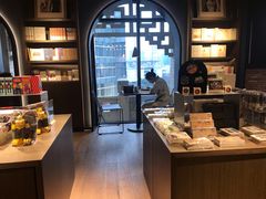 -光海书局(南京东路第一百货店)