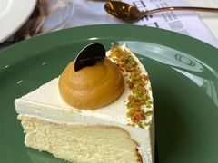 榴莲巴斯克切块蛋糕-娜娜家•Nana And Her Friends Restaurant(小寨原力场店)