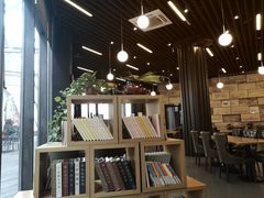 大堂-汽车博物馆主题餐厅