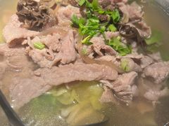 -肖四女乐山跷脚牛肉(世博源店)