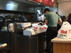-The Habit Burger Grill 哈比特汉堡(爱琴海店)