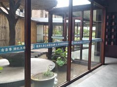 -忆江南·临江鱼馆