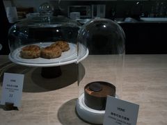 -VERIE BAKEHOUSE