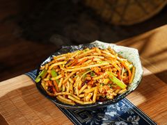 -包整·丝娃娃(一览甲秀楼风景店)