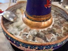 -毛辣果·贵州红酸汤牛肉火锅(西单店)