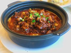 红烧牛腩煲-怡园饭店-餐厅(四望亭店)