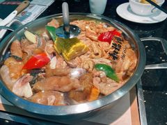 龙凤组合焖锅-和福顺·牛肉海鲜焖锅(汕头金平万达广场店)