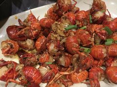 -巴厘龙虾·榜首油焖大虾(音乐学院·沿江酒馆店)