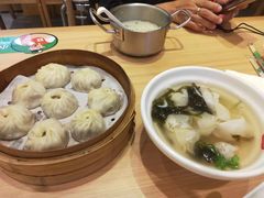 -鼎盛轩上海灌汤包·生煎(万达广场店)