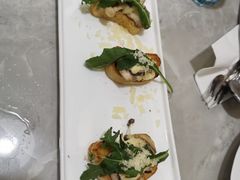 -必胜客(尹山湖歌林公园店)