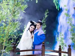 -九月鹰飞汉服摄影工作室