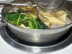 -和兴记潮汕牛肉火锅(太原街万达店)
