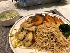 -和颐至尊酒店(上海徐家汇桂林公园地铁站店)