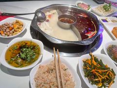 -佰人王串串香火锅(洋珠巷店)