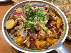 -炉小二铜锅牛蛙•川湘菜(三里屯店)