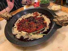 -黄潇洒老火锅(九眼桥宏济巷店)