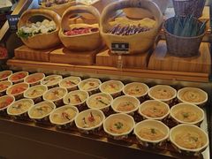 -牛YO寿喜烧·铁板烧和牛火锅自助(市府恒隆店)