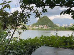 -黔灵山公园