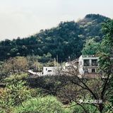停车场也挺小。适合情侣来。周边玩儿的感觉也没有很多
