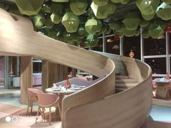 -水桶王国主题餐厅·聚会·生日派对·亲子活动·家庭套餐(亚龙湾希尔顿店)