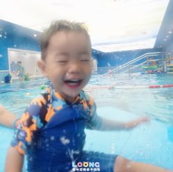 -龙格亲子游泳·水育早教运动中心(泰州海陵店)