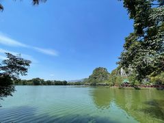 -星湖旅游景区七星岩