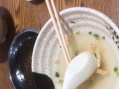 -黄阿姨锅贴大王(万航渡路店)