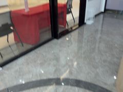 -武汉仁爱口腔(光谷店)