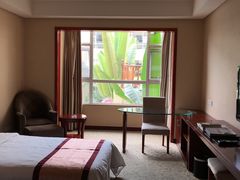 -兴芮温泉度假区