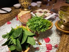 慢丽江菜园子-慢丽江·云南野生菌土鸡锅(付家庄店)