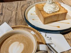 -魔方城市书房(中街益田店)