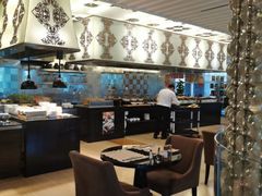 -圣丰索菲特·2 On 988 Café 自助餐厅