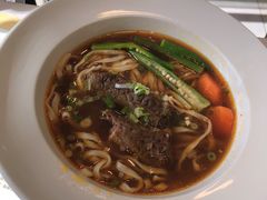 -康师傅私房牛肉面(马泉营奥莱店)