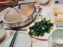 -黄记煌三汁焖锅(新佳丽江汉路店)